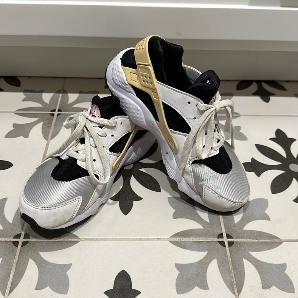Nike tennis shoes.